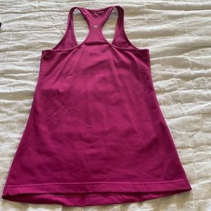 Lululemon tank